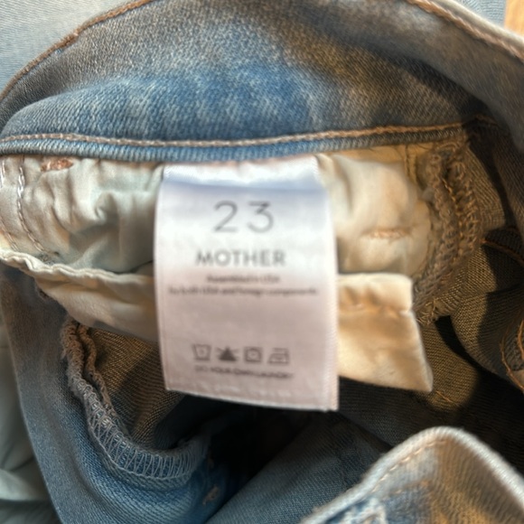 MOTHER The Hustler Ankle Fray in Not So Chill Pill - Picture 2 of 12